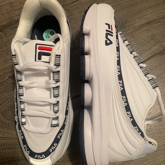 Filas - Picture 3 of 4